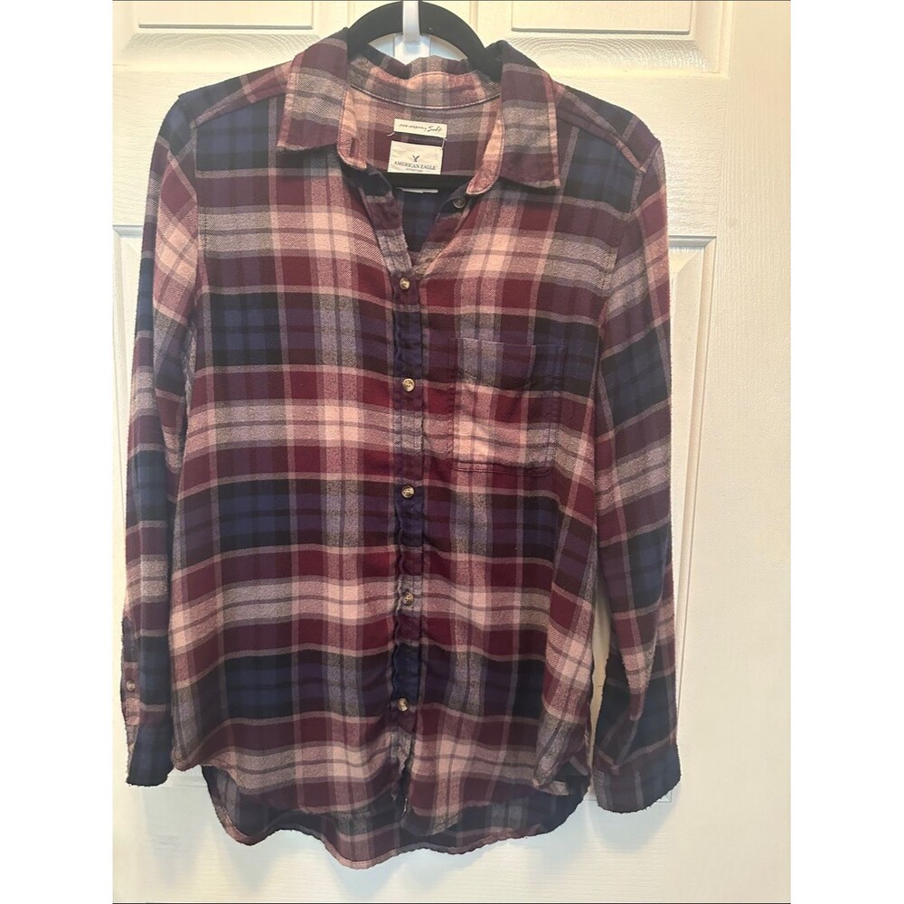 American Eagle Boyfriend Fit Plaid Button-Up Shirt - Burgundy & Navy Sz M